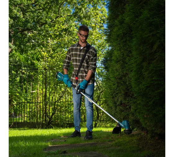 Триммер аккумуляторный МАКITA  DUR192LRF  в Перми