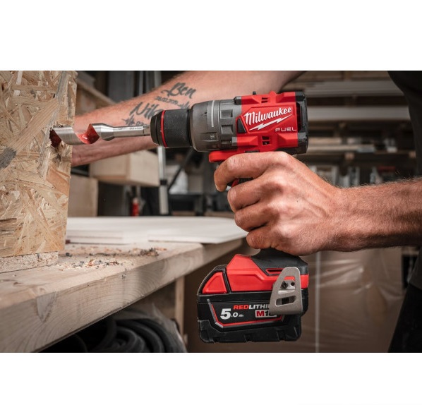 Аккумуляторная дрель-шуруповерт Milwaukee M18 FUEL FDD3-0X  4933479862