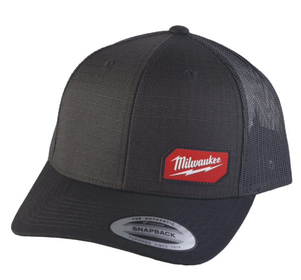 Бейсболка с сеткой черная Milwaukee 4932493107