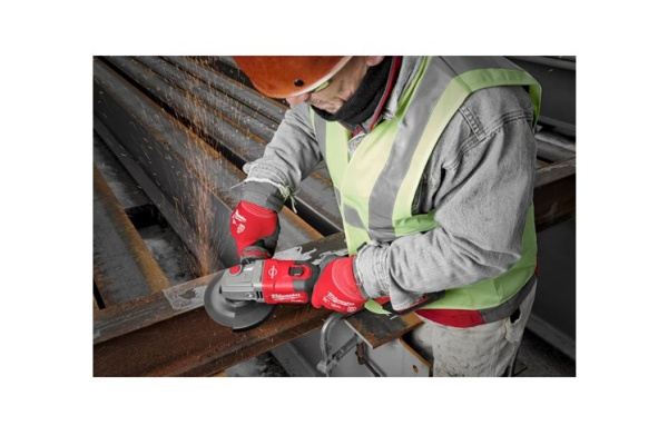 Аккумуляторная углошлифовальная машина Milwaukee M18 FHSAG125XB-552X FUEL 4933471079