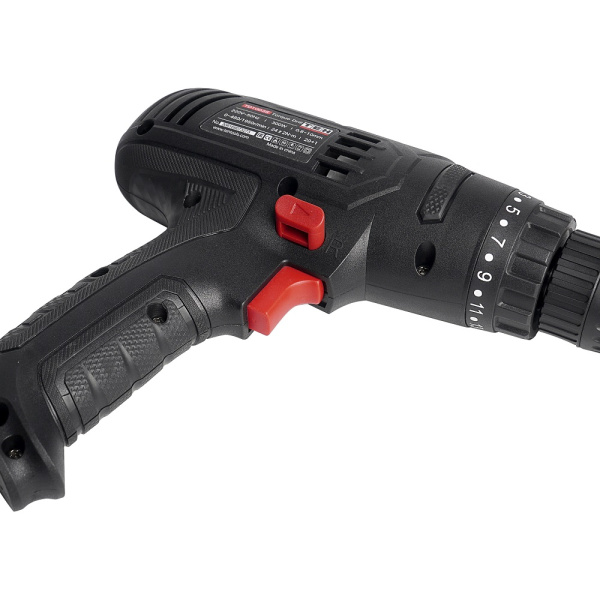 Сетевой двухскорострой шуруповерт TEH TD1003S Двухскоростной шуруповерт, мощность 300 Ватт. Самозажимной в Перми