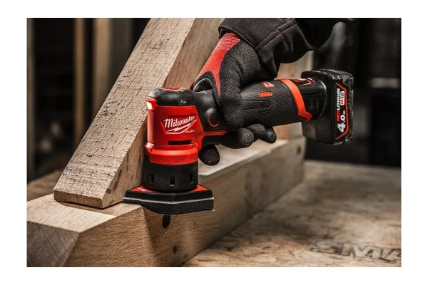 Аккумуляторная точечная шлифовальная машина Milwaukee  M12 FDSS-OB 4933479680