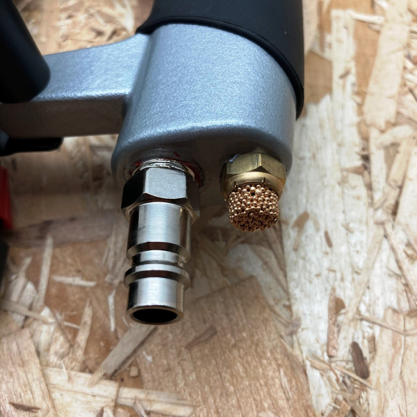 Степлер пневматический TRUSTY PT630N шпильки 12-30мм. в Перми