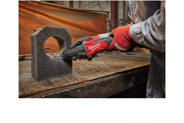Аккумуляторная прямошлифмашина Milwaukee M18 FDGROVB-502X 4933480956