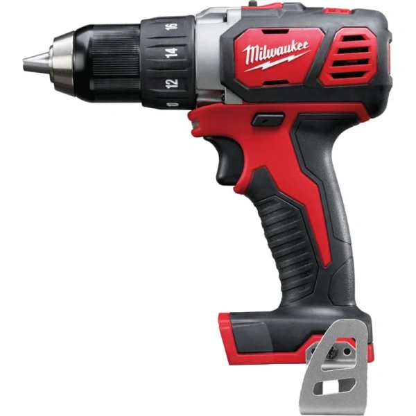 Аккумуляторная безударная дрель-шуруповерт Milwaukee M18 BDD-0