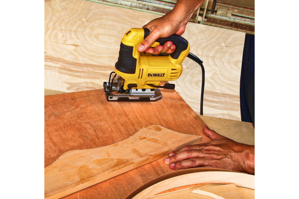 Лобзик DeWalt DWE349-KS в Перми