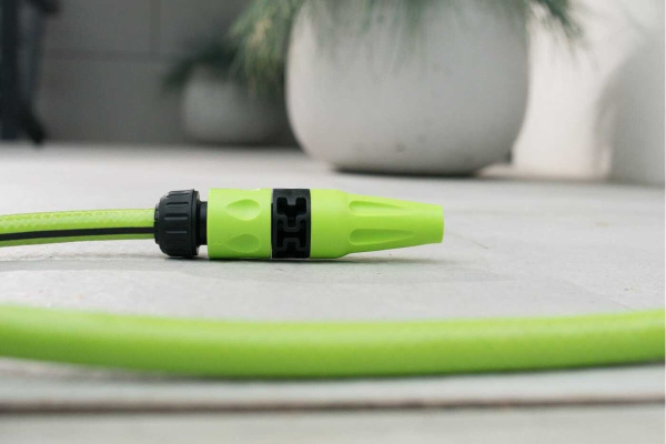 Садовый шланг Cellfast QUATTRO 4 слоя 1/2" 15 м 10-064 в Перми