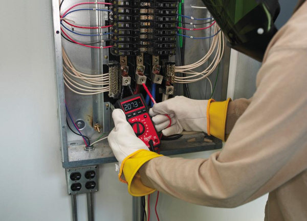 Цифровой мультиметр Milwaukee 2217-40