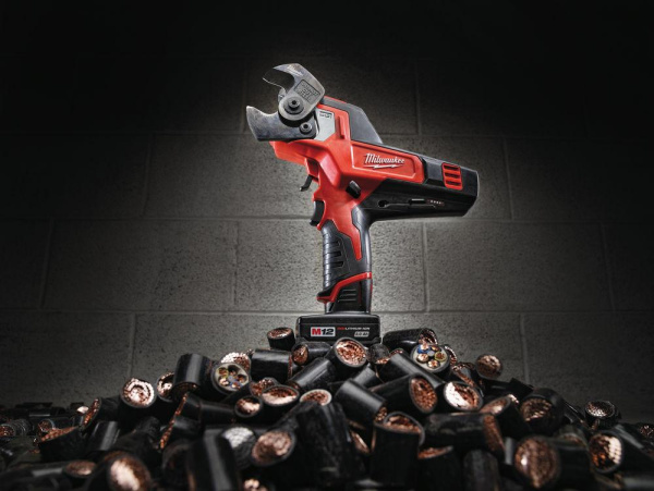 Акк. кабелерез Milwaukee M12 CC-0