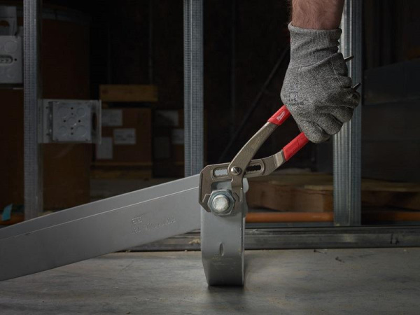 Плоскогубцы Milwaukee переставные 200мм 48226208