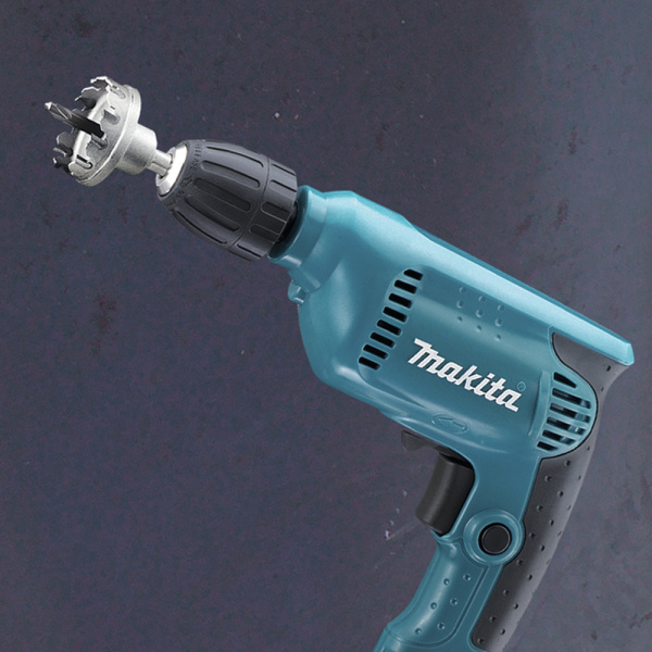 Безударная дрель Makita 6413 в Перми
